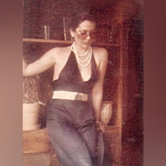 Meet your Posher, Leslie - Picture 5 of 16